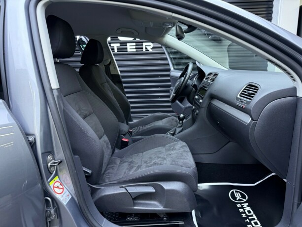 volkswagen-golf-bensin-2011-big-21