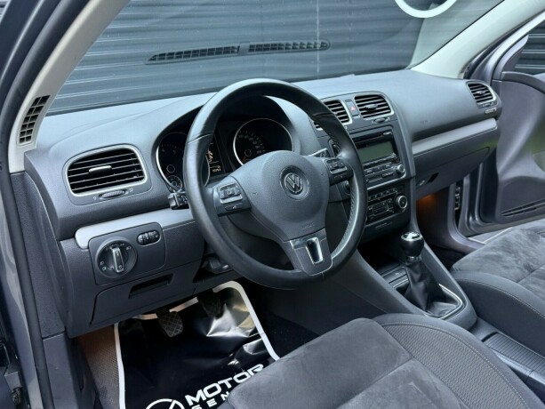 volkswagen-golf-bensin-2011-big-10