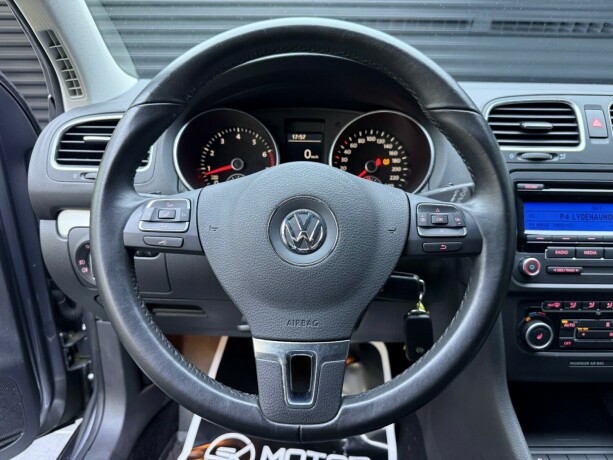 volkswagen-golf-bensin-2011-big-13