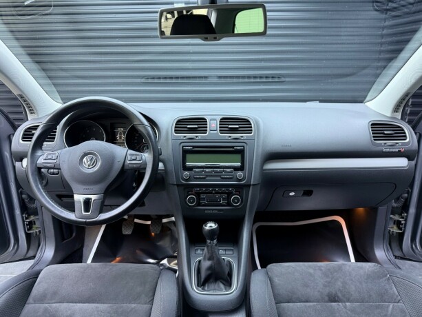 volkswagen-golf-bensin-2011-big-9