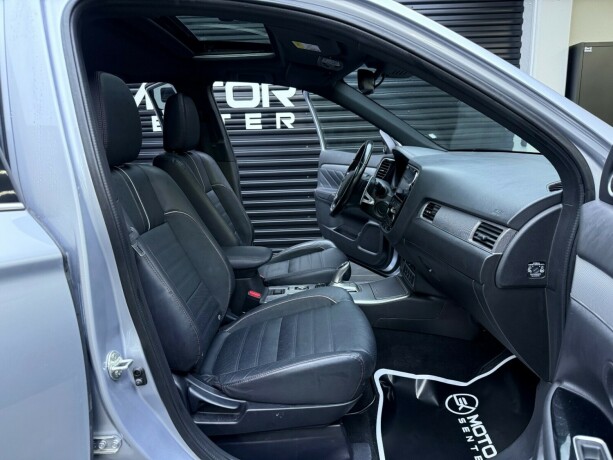 mitsubishi-outlander-elektrisitetbensin-2017-big-27