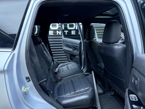 mitsubishi-outlander-elektrisitetbensin-2017-big-30