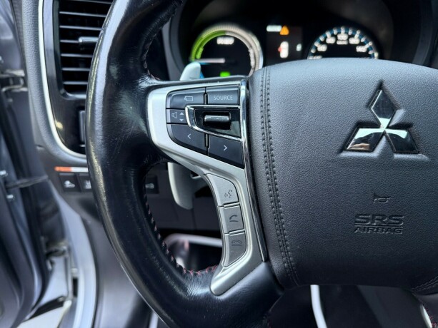 mitsubishi-outlander-elektrisitetbensin-2017-big-14