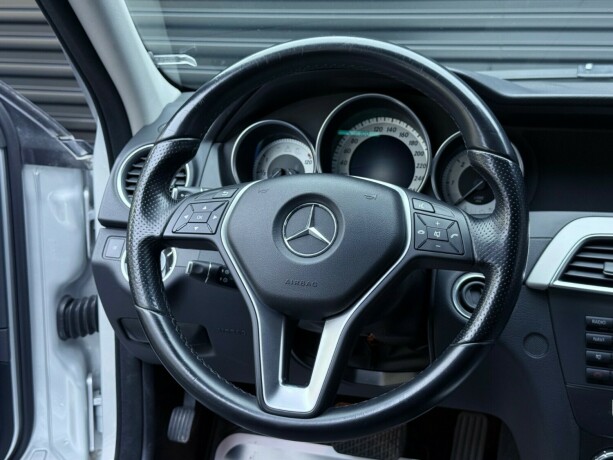 mercedes-benz-c-klasse-diesel-2012-big-12