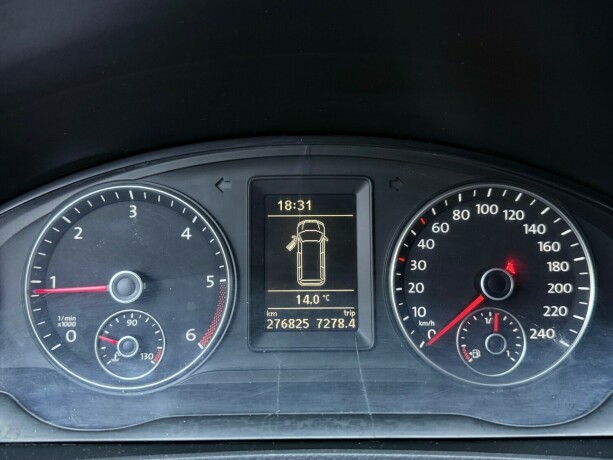 volkswagen-transporter-diesel-2013-big-15