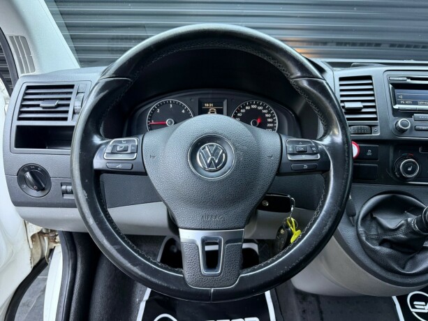 volkswagen-transporter-diesel-2013-big-12