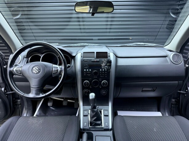 suzuki-grand-vitara-diesel-2012-big-9