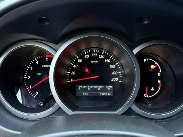 suzuki-grand-vitara-diesel-2012-big-17