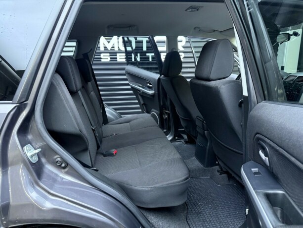 suzuki-grand-vitara-diesel-2012-big-24