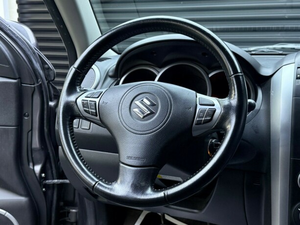 suzuki-grand-vitara-diesel-2012-big-12