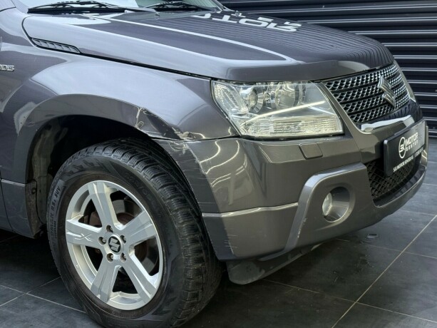 suzuki-grand-vitara-diesel-2012-big-2