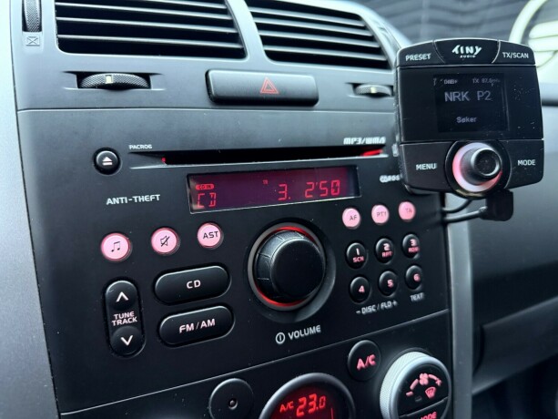 suzuki-grand-vitara-diesel-2012-big-18