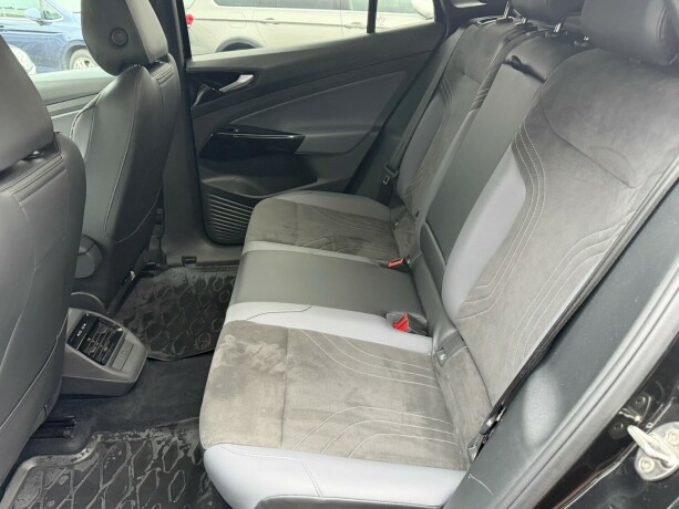 volkswagen-id4-elektrisitet-2023-big-13