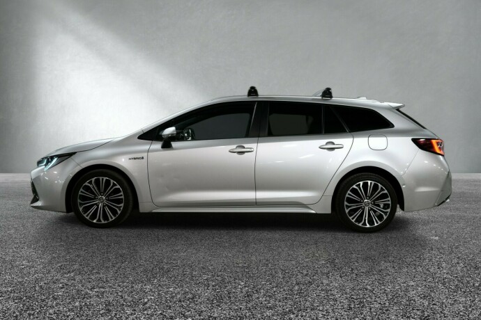 toyota-corolla-elektrisitetbensin-2020-big-1