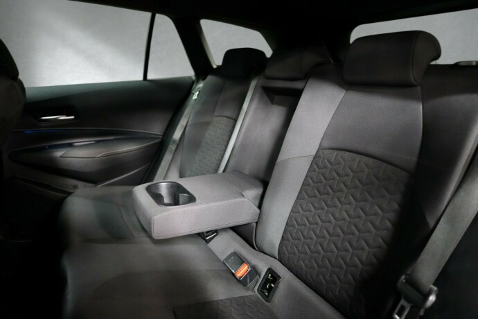 toyota-corolla-elektrisitetbensin-2020-big-17