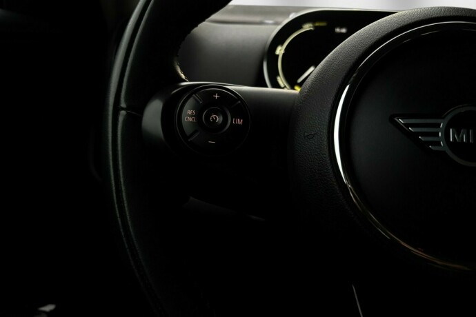 mini-countryman-plug-in-petrol-2020-big-15