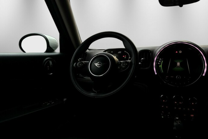 mini-countryman-plug-in-petrol-2020-big-13