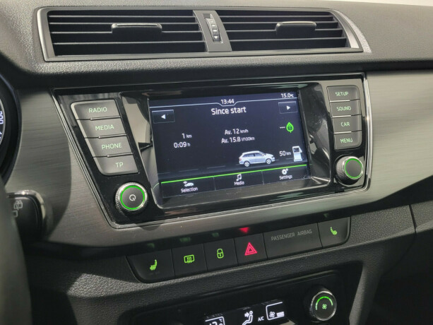 skoda-fabia-bensin-2017-big-15