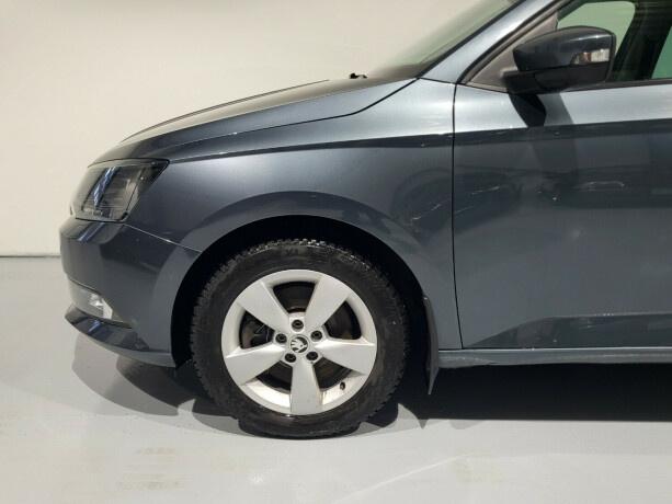 skoda-fabia-bensin-2017-big-5