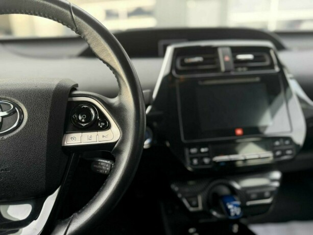 toyota-prius-elektrisitetbensin-2017-big-20