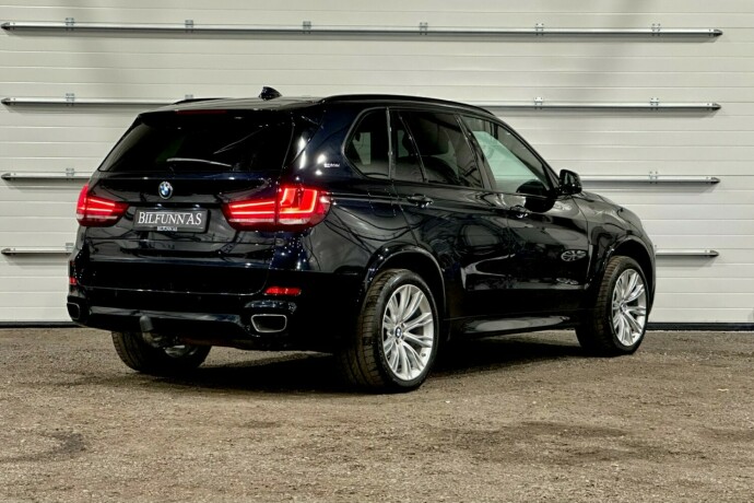 bmw-x5-elektrisitetbensin-2017-big-2