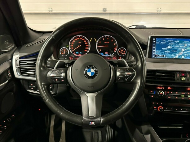 bmw-x5-elektrisitetbensin-2017-big-16