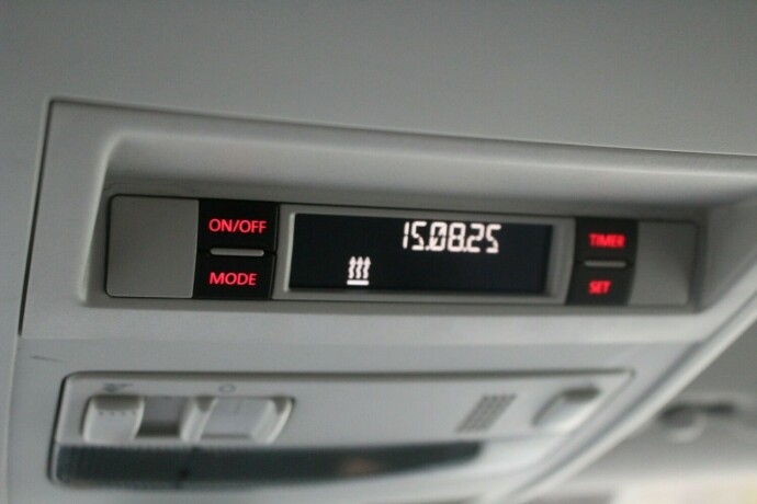 volkswagen-transporter-diesel-2018-big-12