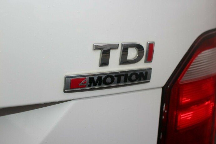 volkswagen-transporter-diesel-2018-big-4