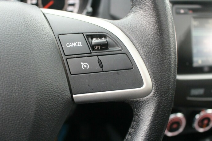 mitsubishi-asx-bensin-2013-big-12