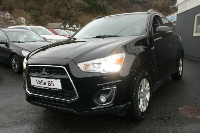mitsubishi-asx-bensin-2013-big-1
