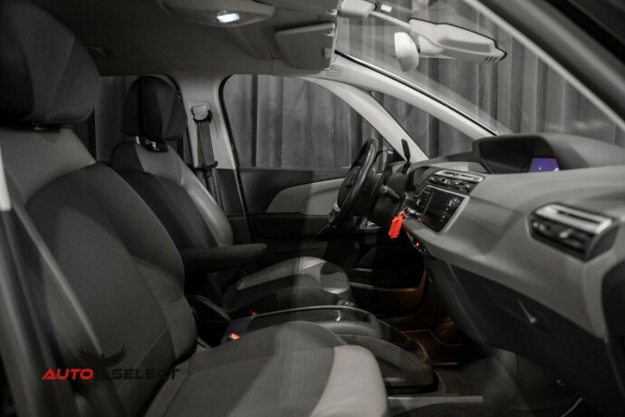 citroen-grand-c4-spacetourer-diesel-2021-big-17