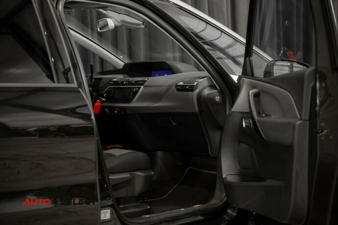 citroen-grand-c4-spacetourer-diesel-2021-big-16