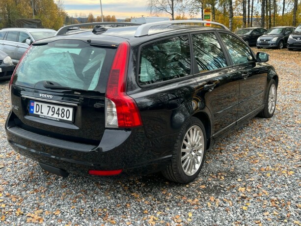 volvo-v50-diesel-2007-big-6