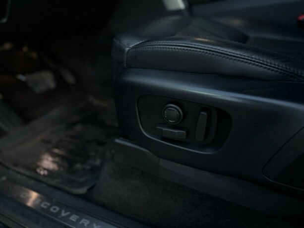 land-rover-discovery-diesel-2020-big-17