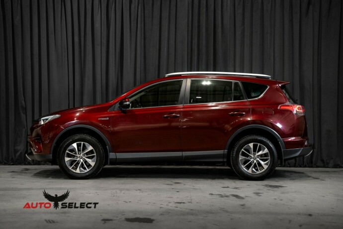 toyota-rav4-elektrisitetbensin-2016-big-7