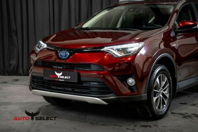 toyota-rav4-elektrisitetbensin-2016-big-6