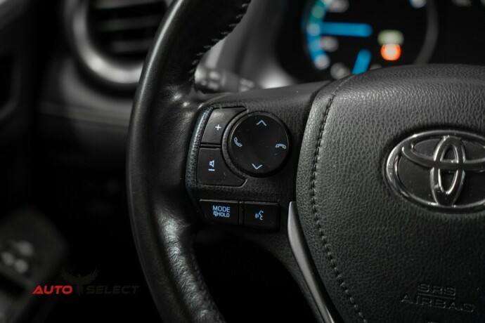 toyota-rav4-elektrisitetbensin-2016-big-26