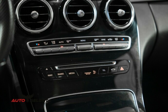 mercedes-benz-c-klasse-bensin-2014-big-40