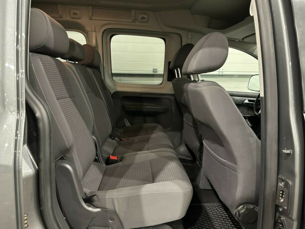 volkswagen-caddy-maxi-diesel-2012-big-9