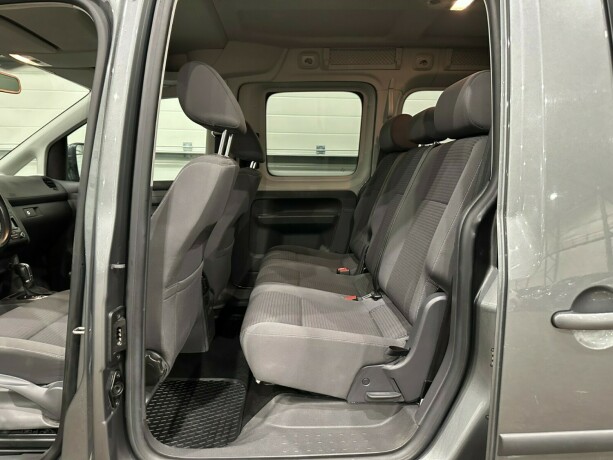 volkswagen-caddy-maxi-diesel-2012-big-10