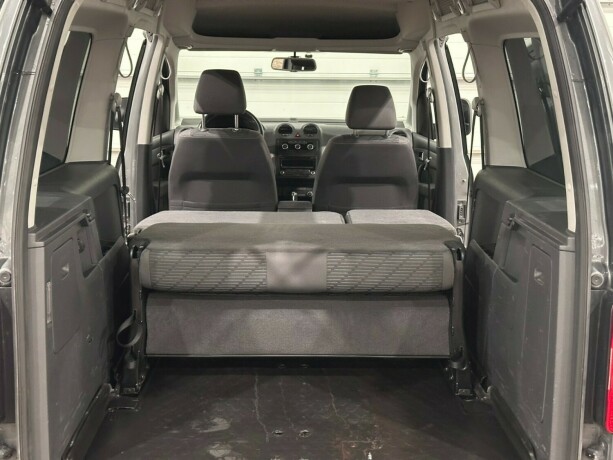 volkswagen-caddy-maxi-diesel-2012-big-13