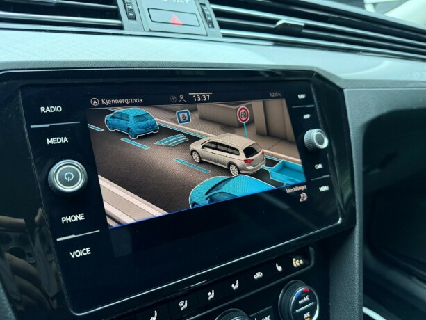 volkswagen-passat-elektrisitetbensin-2020-big-19