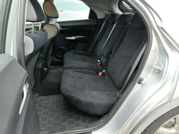 honda-civic-bensin-2007-big-17