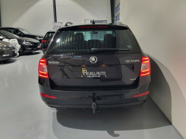 skoda-octavia-bensin-2017-big-7