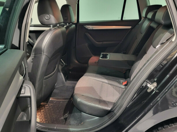 skoda-octavia-bensin-2017-big-23