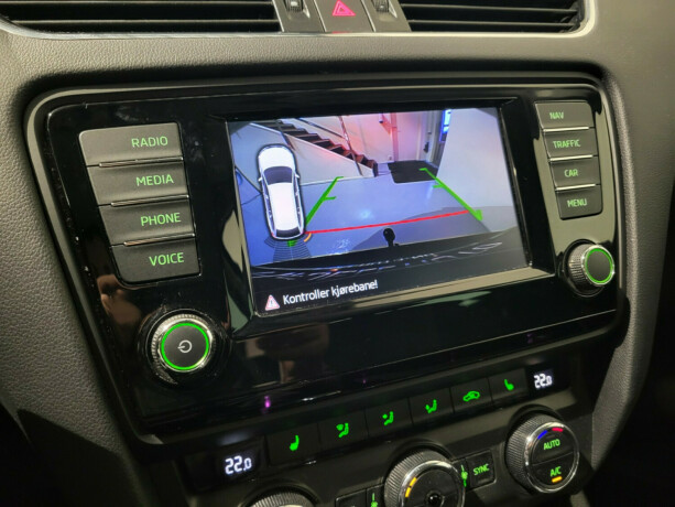 skoda-octavia-bensin-2017-big-15