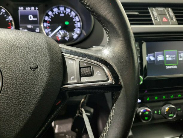 skoda-octavia-bensin-2017-big-19