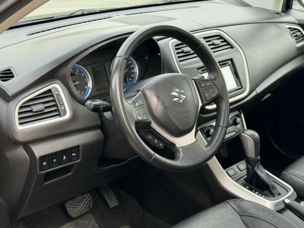 suzuki-sx4-s-cross-bensin-2013-big-6