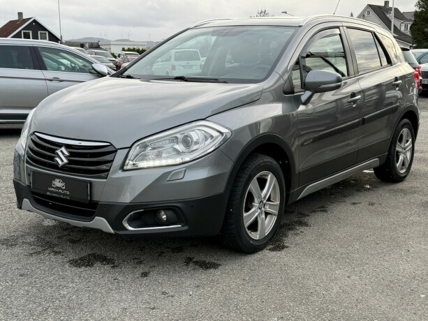 suzuki-sx4-s-cross-bensin-2013-big-0