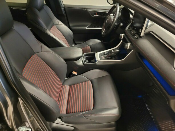 toyota-rav4-plug-in-petrol-2021-big-13